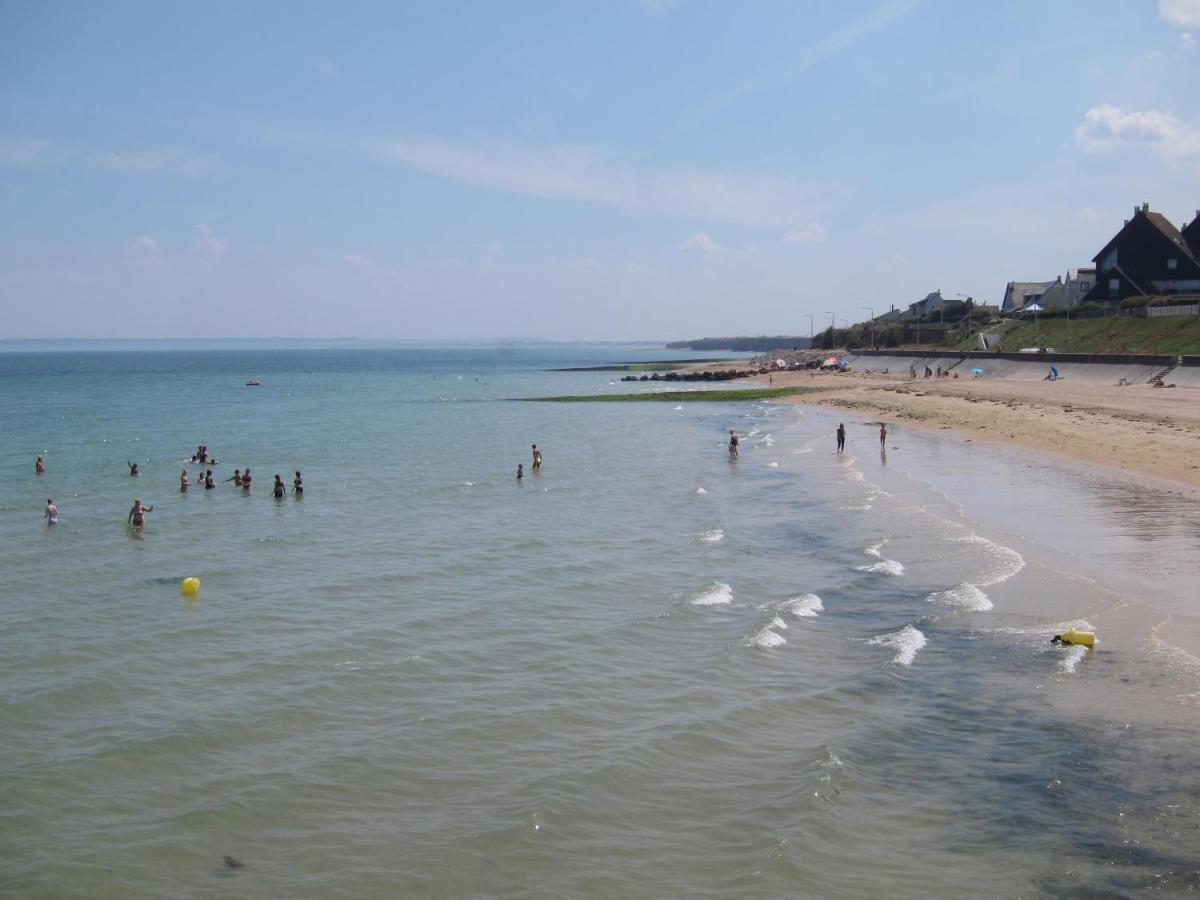 Le Gambetta, 100M De La Plage Luc-sur-Mer Eksteriør billede